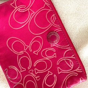 ✨ y2k hot pink coach mini purse✨